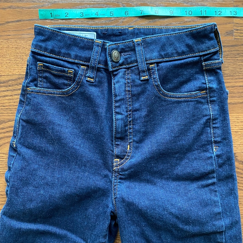 GAP HIGH WAISTED SKINNY JEANS!